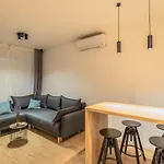 Vogue Apartment *