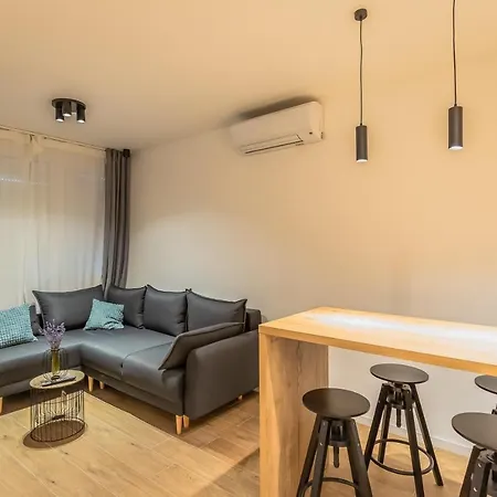 Vogue Apartment *